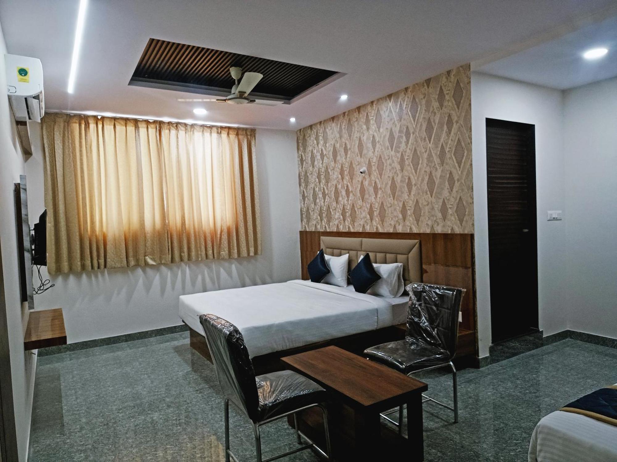 Hotel Achhu Palace Bangalore Luaran gambar