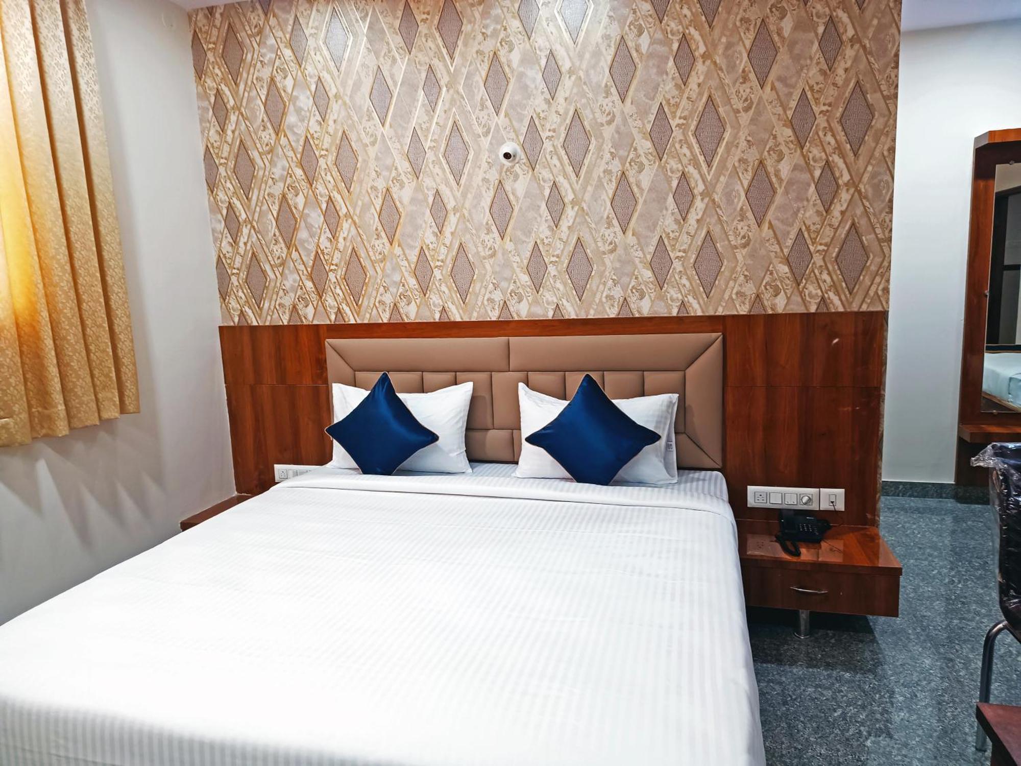 Hotel Achhu Palace Bangalore Luaran gambar