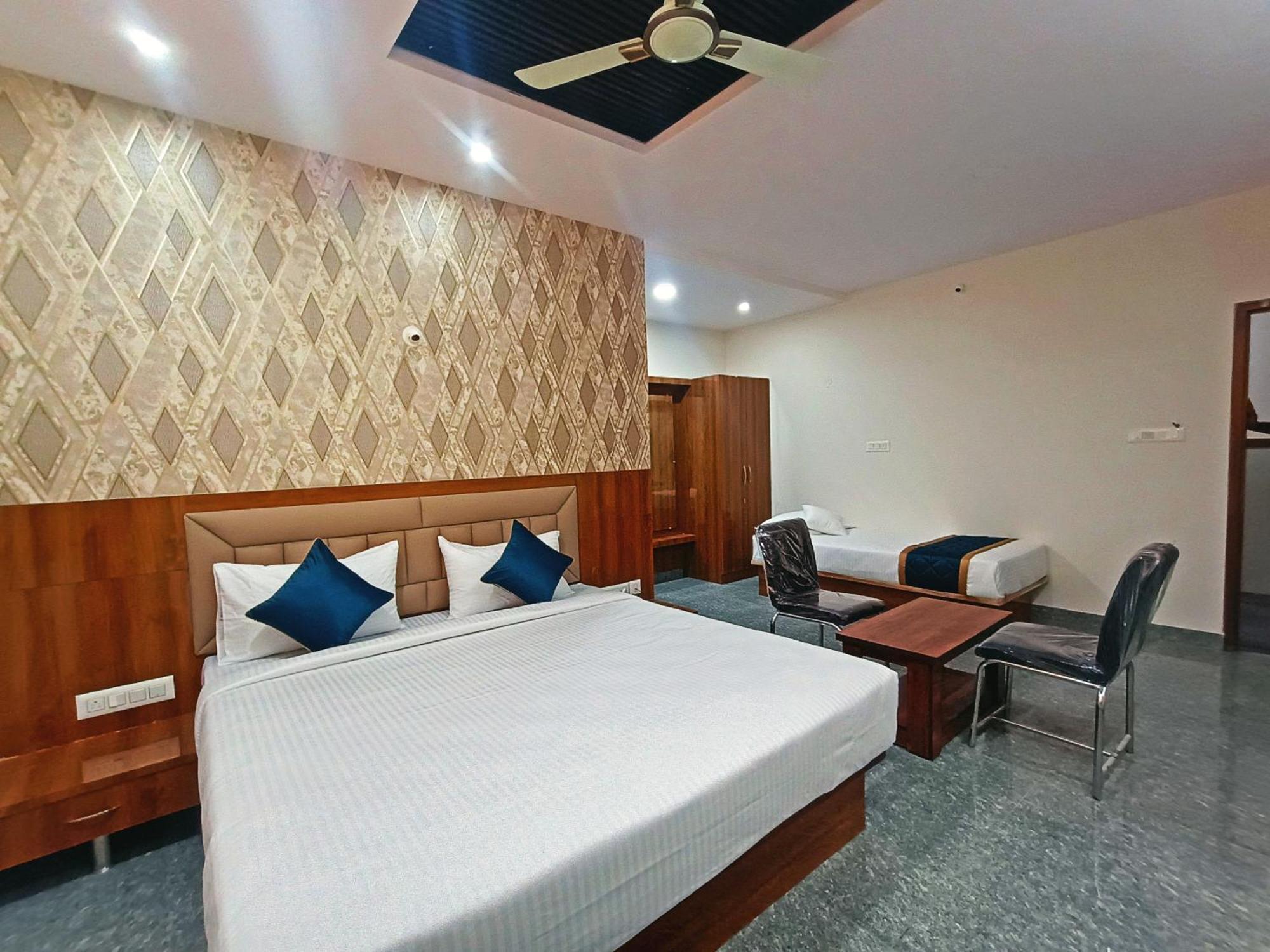 Hotel Achhu Palace Bangalore Luaran gambar